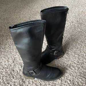 Steve Madden black boots